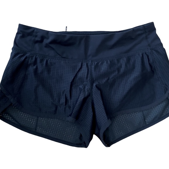 lululemon athletica Pants - Lululemon Black Speed Short Mesh Size 6